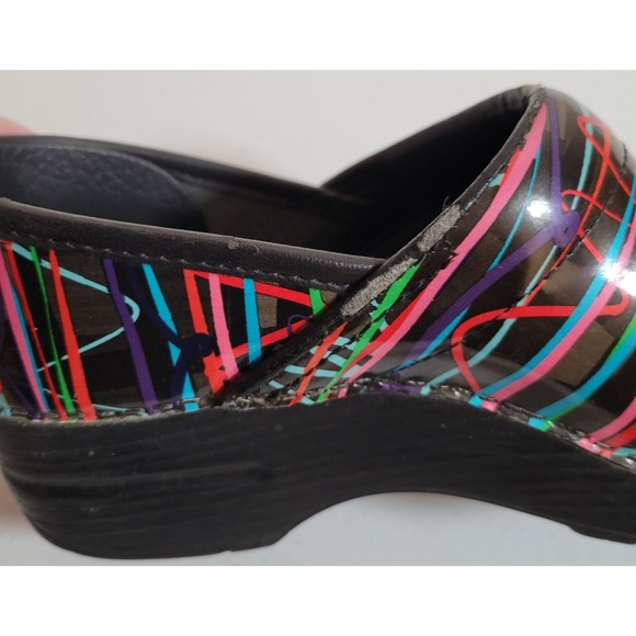 Dansko Multicolor Scribble Stripes Womens Clogs EU 37  US Size 6.5 Slip On 0183 - Picture 5 of 10
